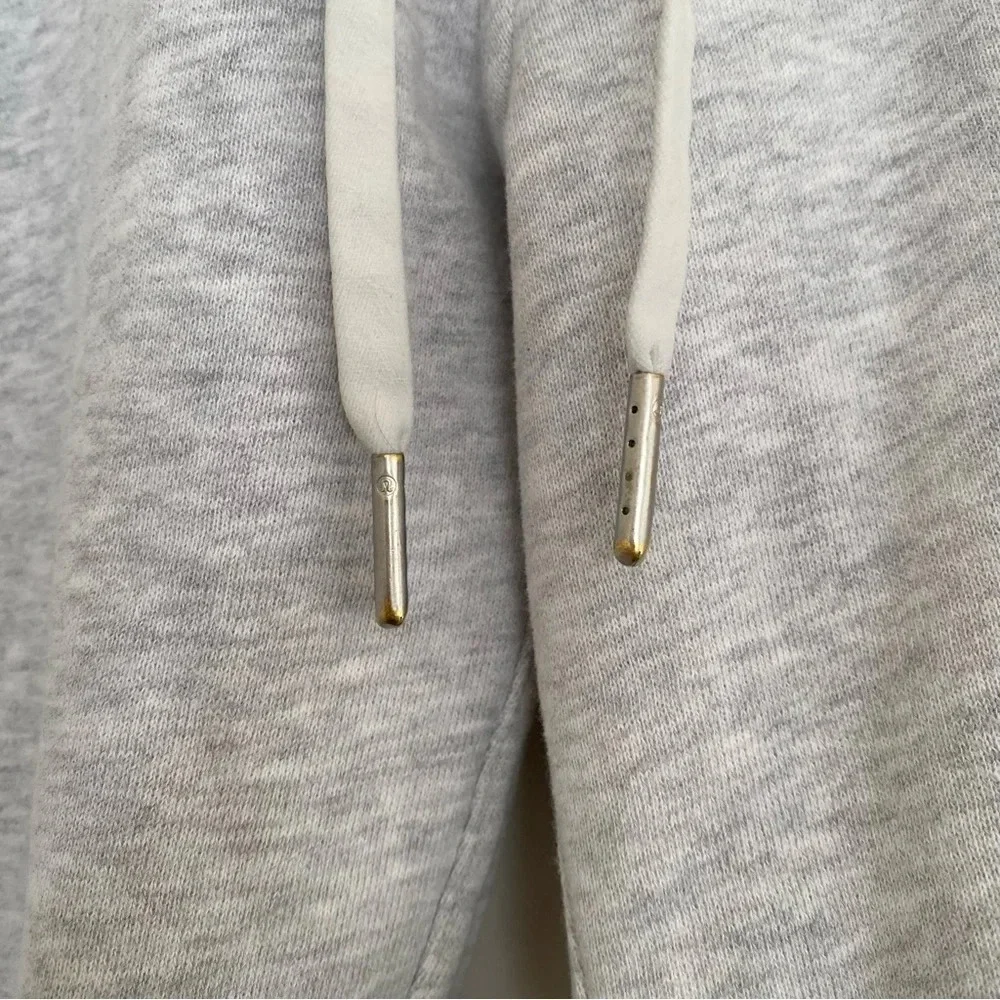 Lululemon Scuba High-Rise Jogger‎
